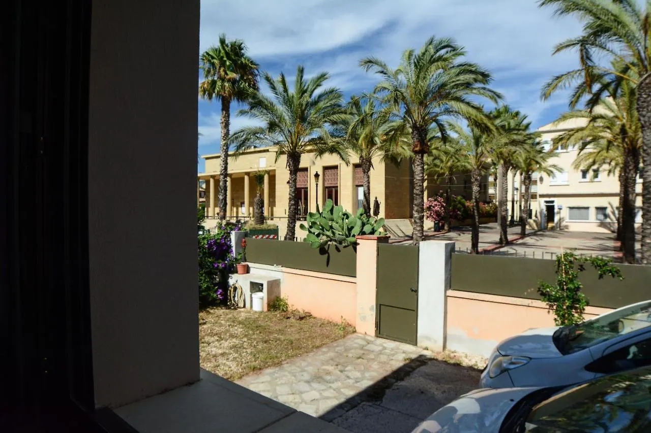 LE GALLI en plein cœur de Sanary 0*, Sanary-sur-Mer