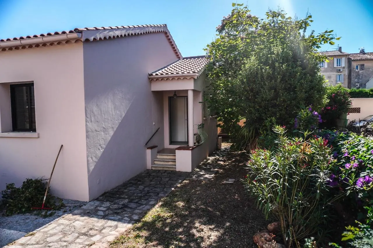 Le Galli En Plein Coeur De Sanary France