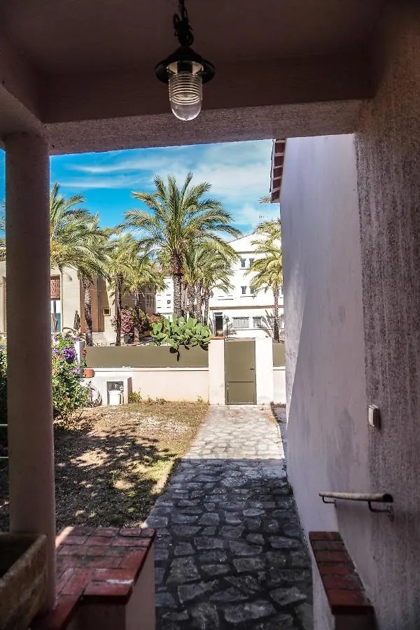 LE GALLI en plein cœur de Sanary France