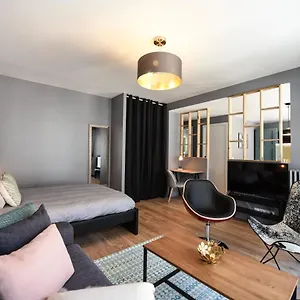 https://nice-and-modern-studio-in-the-heart-of-annecy.hotels-rhonealpes.com
